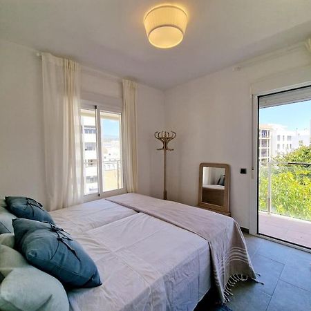 Sunrise On Spain Street 에스테포나 외부 사진